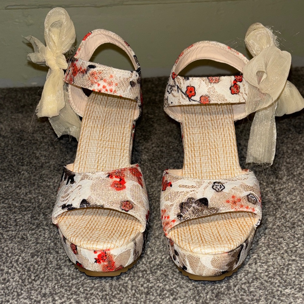 Floral Espadrille Wedges with Ribbon Tie size 6 Women’s - Picture 4 of 8
